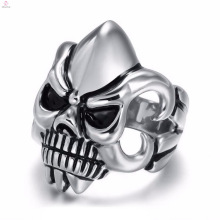 2018 anillo grabado cráneo vintage barato al por mayor del punk para los hombres